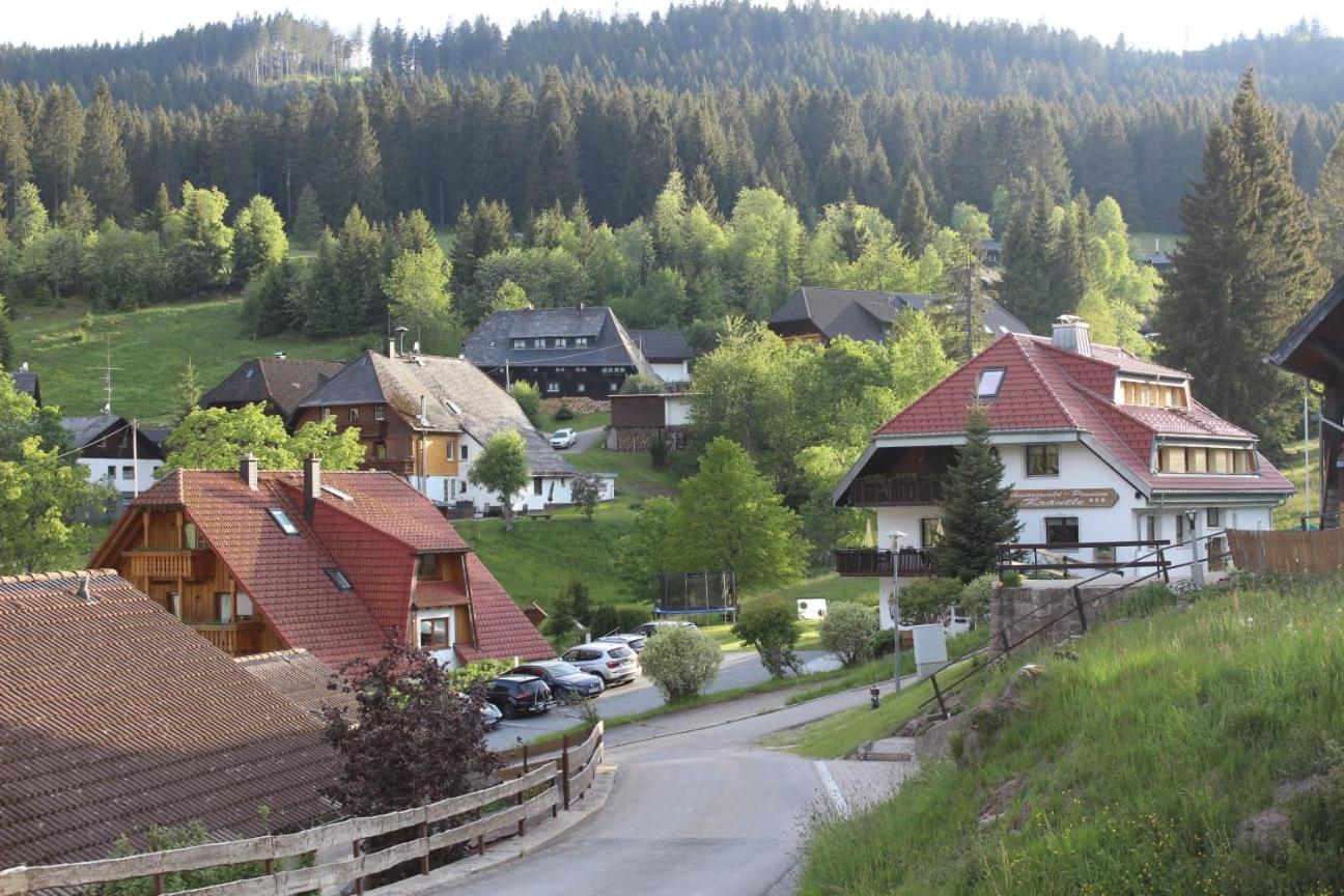 Schwarzwald-Hotel Kraeutle Feldberg  Εξωτερικό φωτογραφία